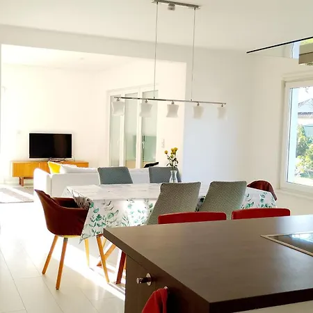 Bella Natura - 165 M2 On 1200 M2 Sunny Plot In - 15 Mins From Berlin - Relaxation In Nature